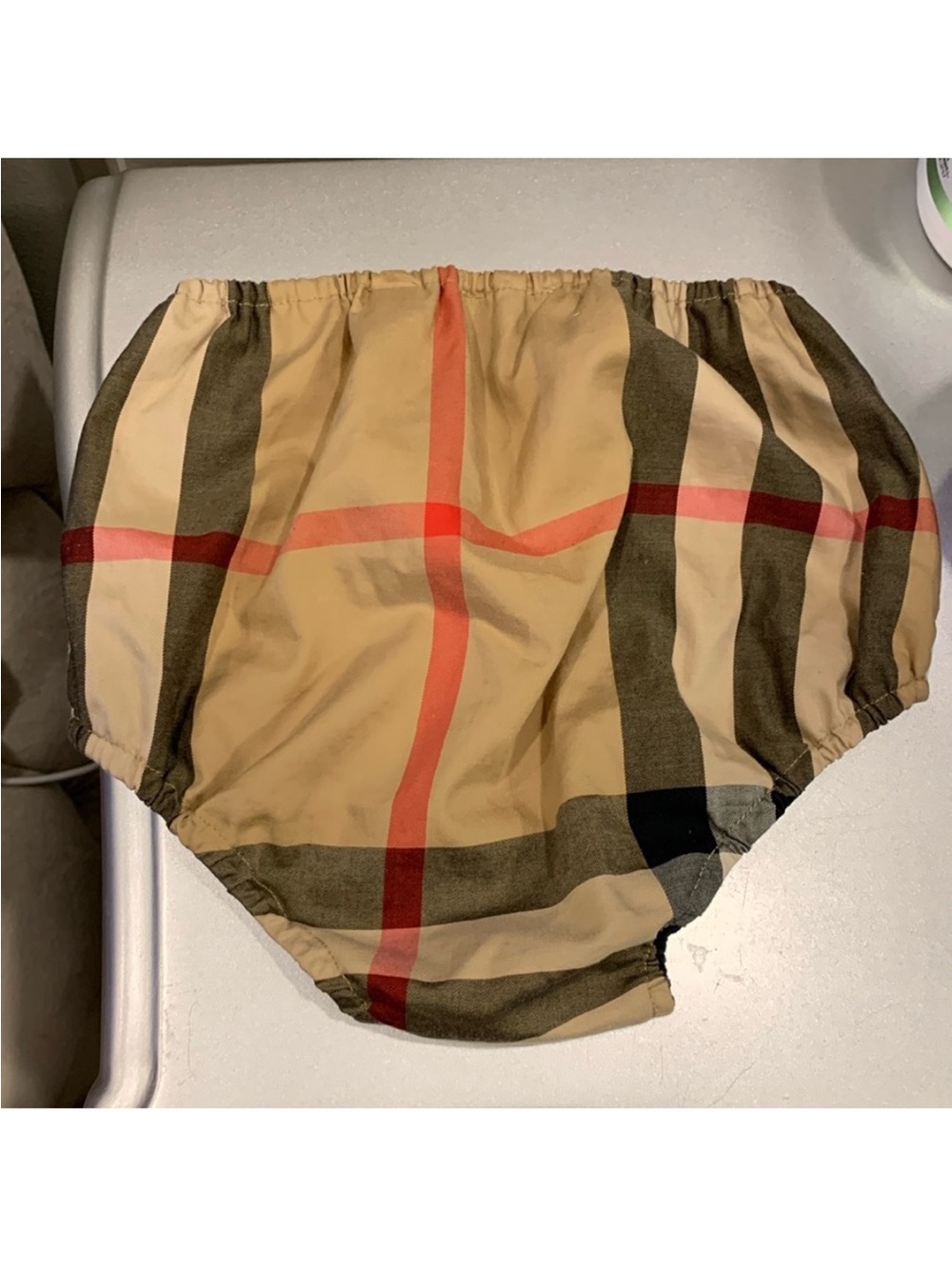 Burberry Authentic New Bloomers sz 18